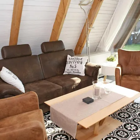 Zeltdachhaus Mit W_lan _ Parkplatz